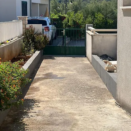Apartamento Vane Primošten